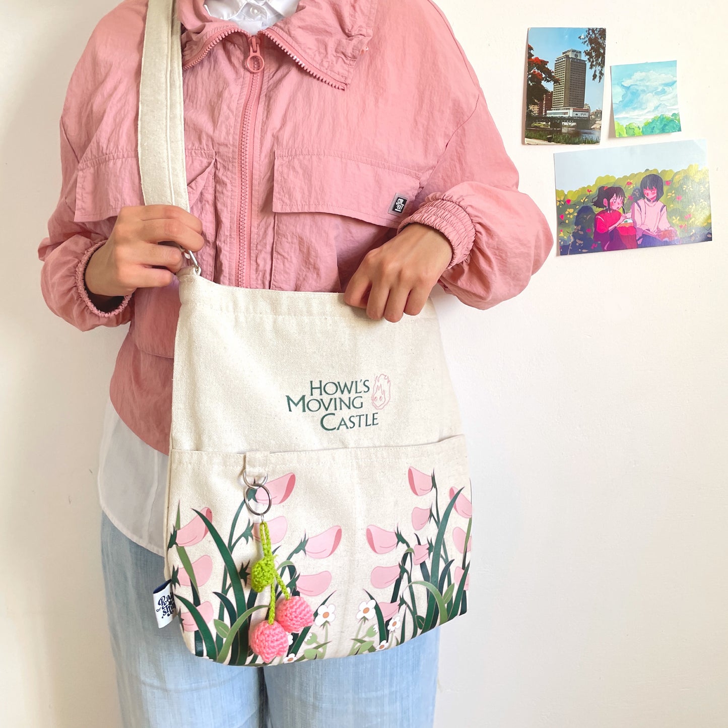 Howl messenger bag